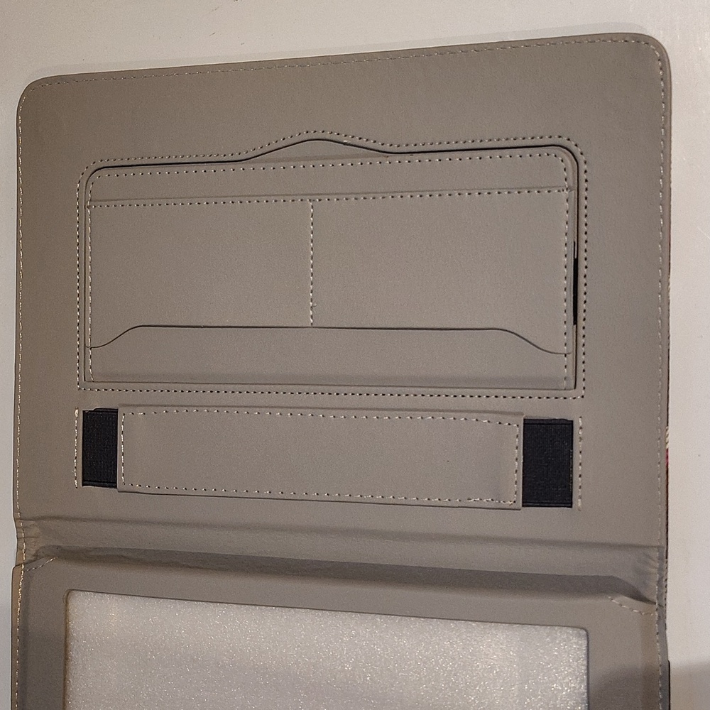 iPad Case - Picture 3 of 9
